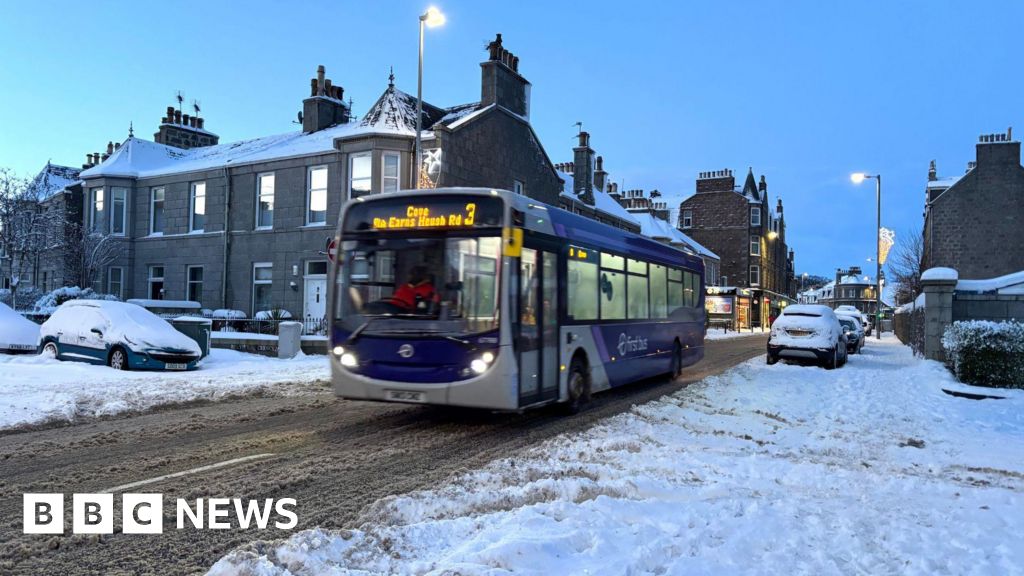 Schools closed and travel disrupted across Scotland after heavy snow